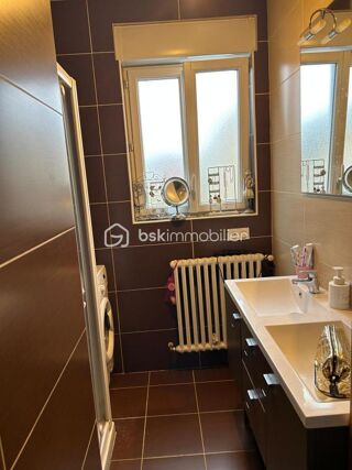  Maison � vendre 8 pi�ces 135 m�