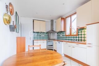  Propri�t�/ch�teau � vendre 9 pi�ces 257 m�