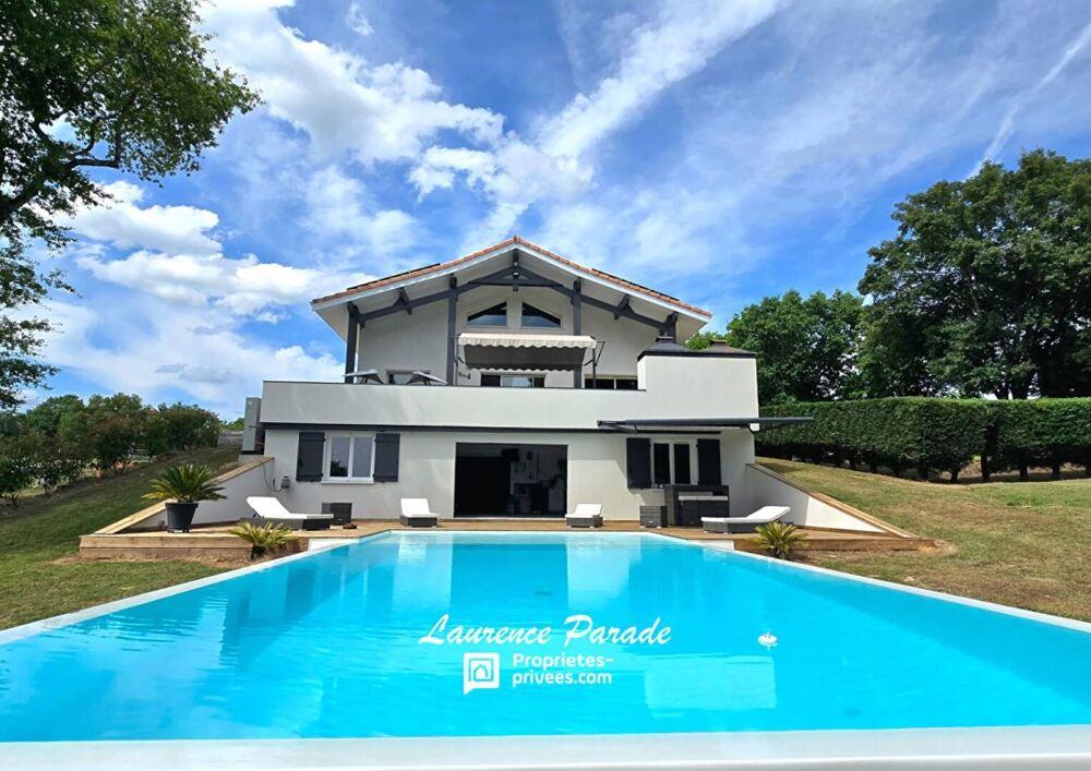 Vente Maison Maison avec sous sol annexe piscine parc Creon