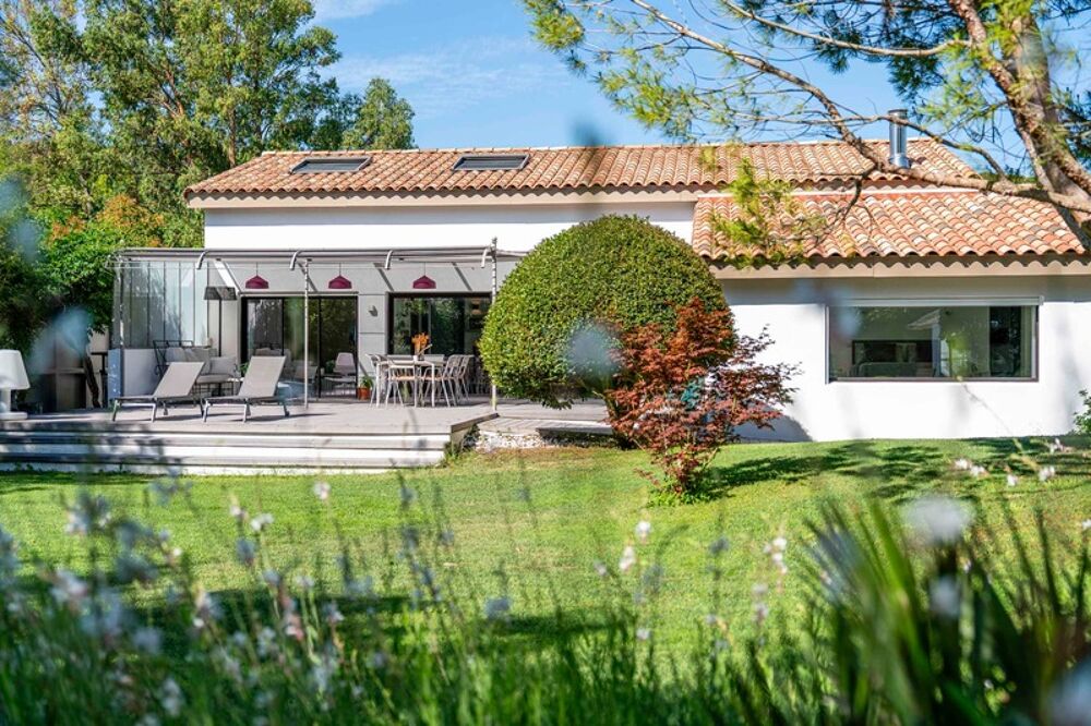 Vente Maison Maison à vendre 7 pièces CABRIES (13) sans vis-à-vis, proche Aix-en-Provence Cabries