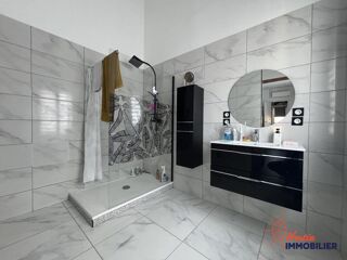  Maison � vendre 9 pi�ces 250 m�