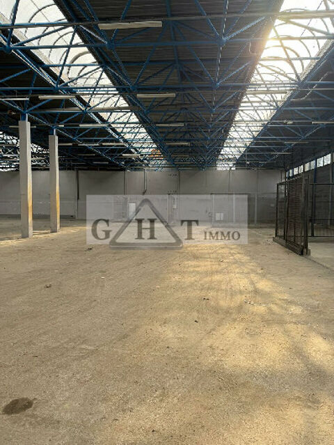 ENTREPOT 2900M2 A LOUER LISSES 15500 91090 Lisses