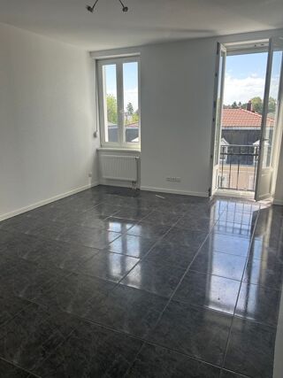  Appartement à louer 3 pièces 52 m²