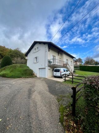  Maison  vendre 8 pices 143 m