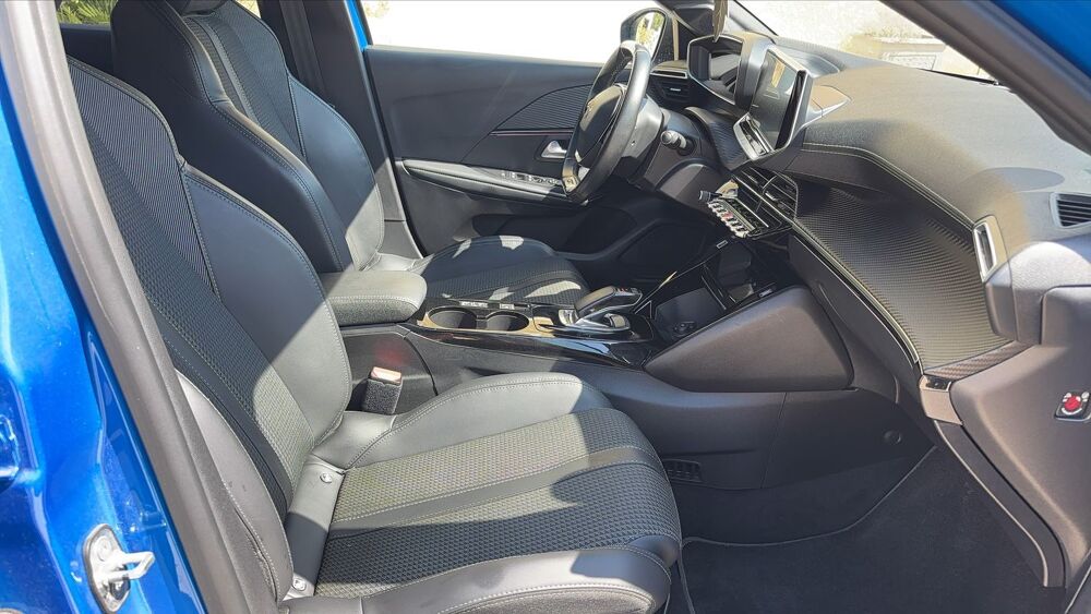208 136 50kWh GT - Automatique 2021 occasion 30320 Poulx
