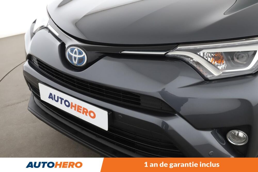 RAV 4 2.5 Hybride Black Edition 2WD 197 ch 2017 occasion 92130 Issy-les-Moulineaux
