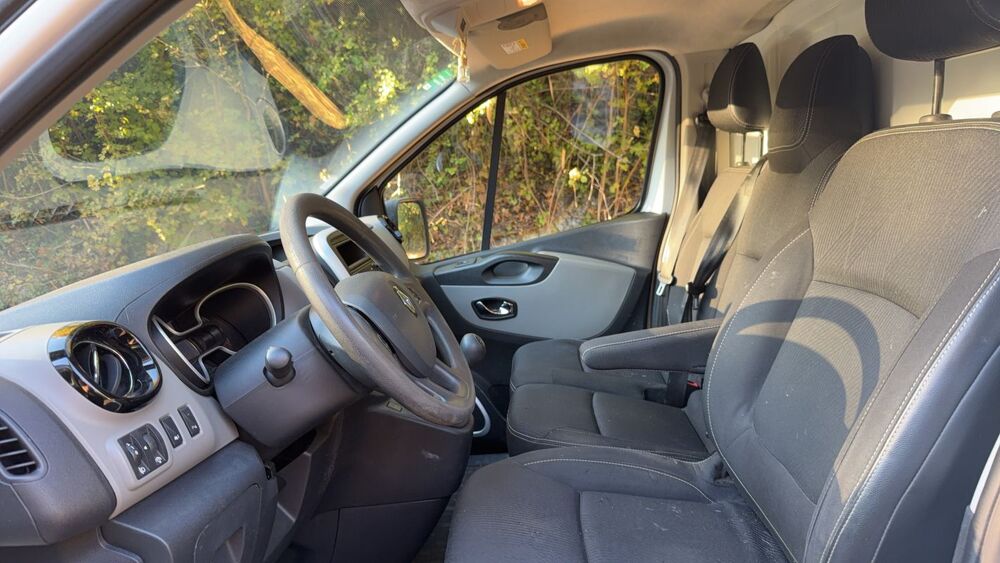 Trafic 1.6 dCi 95 Grand Confort 2018 occasion 76410 Tourville La Riviere