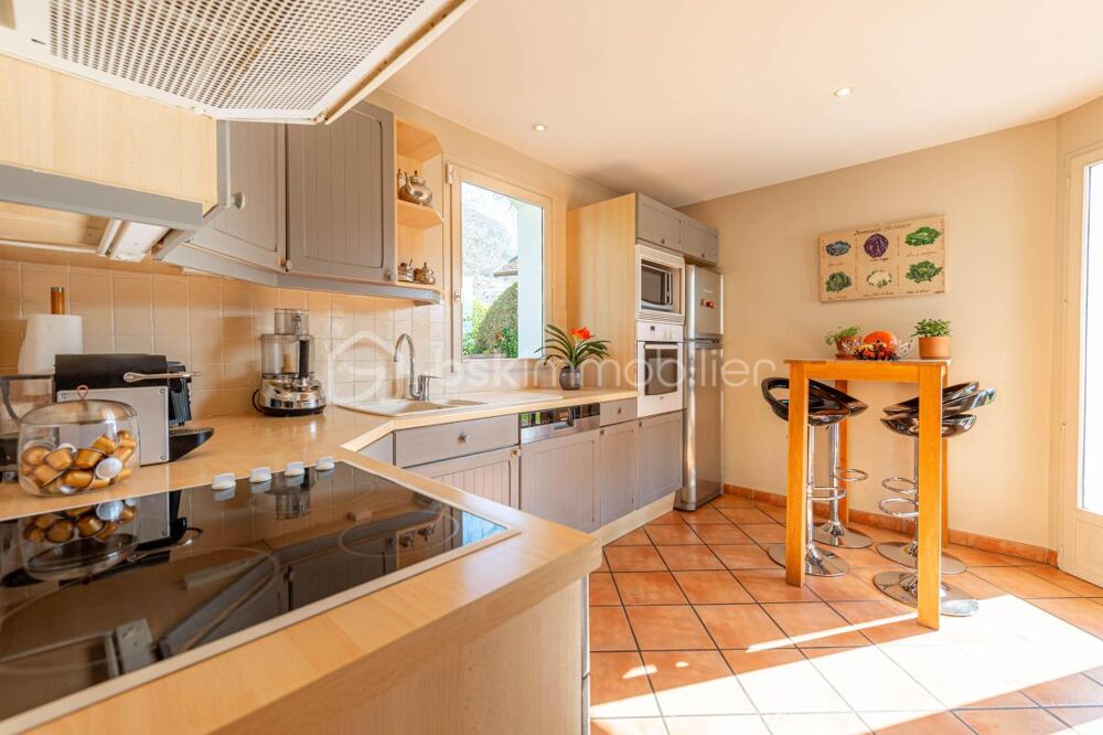 à vendre  Maison Veyrier-du-Lac (74290)