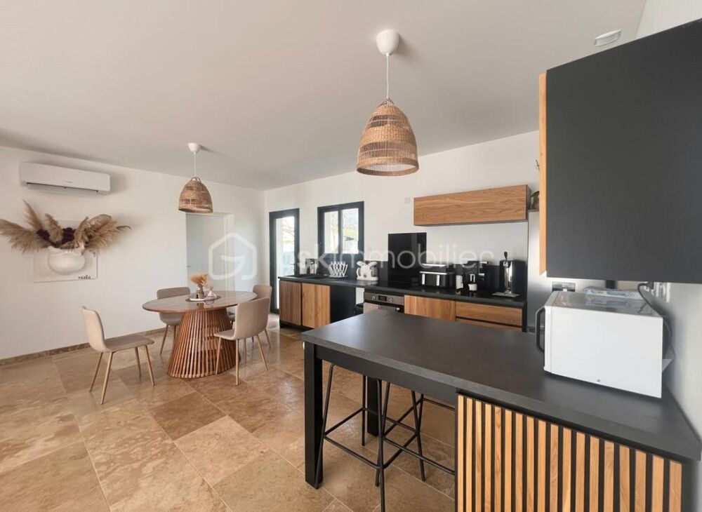 Villa récente 90 m²  3 chambres  Plain-pied  Terrasse & jardin