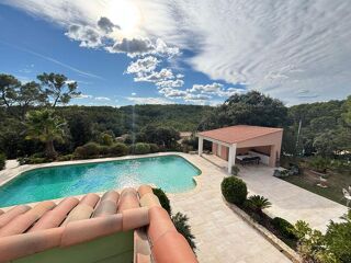  Villa à vendre 6 pièces 142 m²