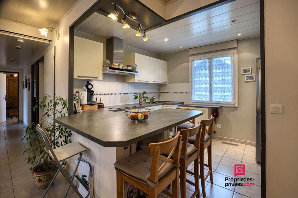 Belle opportunité : Maison de 118 m2 sur terrain de 585 m2 -Mions