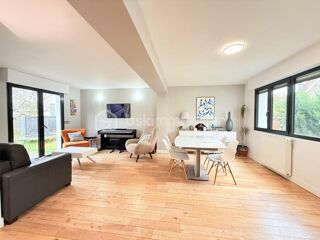  Maison  vendre 5 pices 121 m