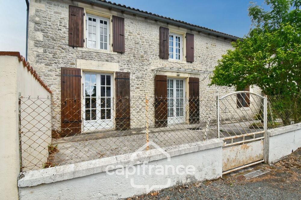 Maison en pierre à vendre 6 pièces SAINT PARDOULT (17) avec garage et atelier