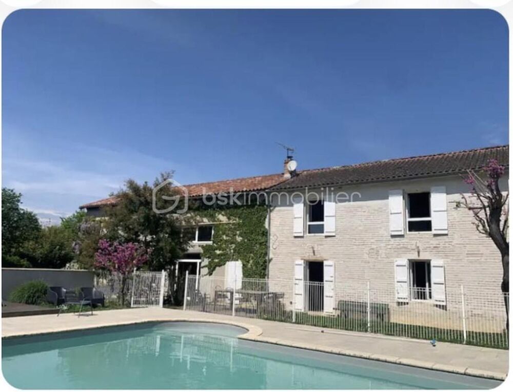 MAGNIFIQUE LONGÈRE EN PIERRES - CACHET- GÎTES - PISCINE - SÉCHOIR