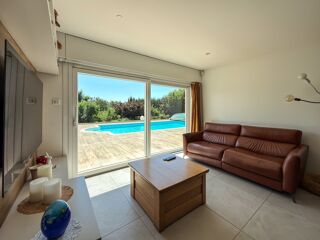  Villa à vendre 6 pièces 200 m²