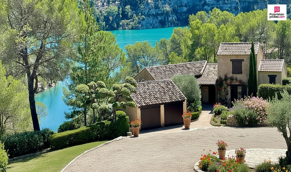 Villa d'exception au bord du lac Esparron de Verdon