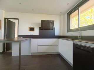  Appartement � vendre 4 pi�ces 95 m�