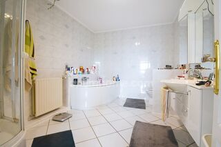  Maison � vendre 7 pi�ces 200 m�