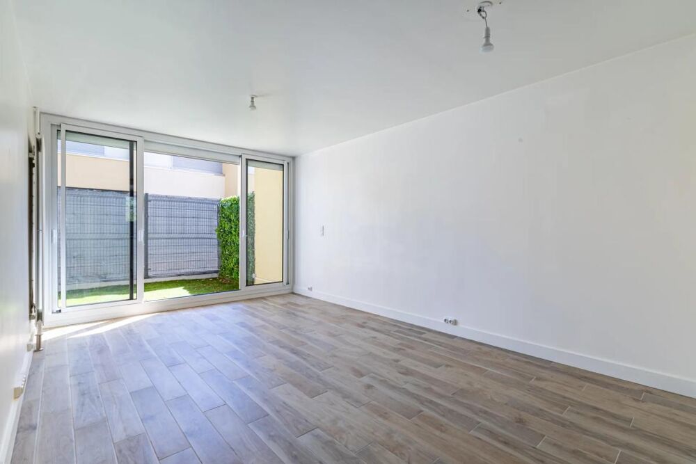 Duplex de 3 pièces de 68 m² à Massy-Terasse-cave - RER VERRIERE