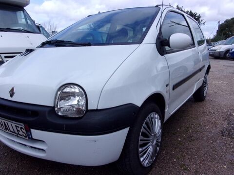 Twingo 1,2 16v 75cv PRIVILEGE Boite Auto 2002 occasion 13510 &Eacute;guilles
