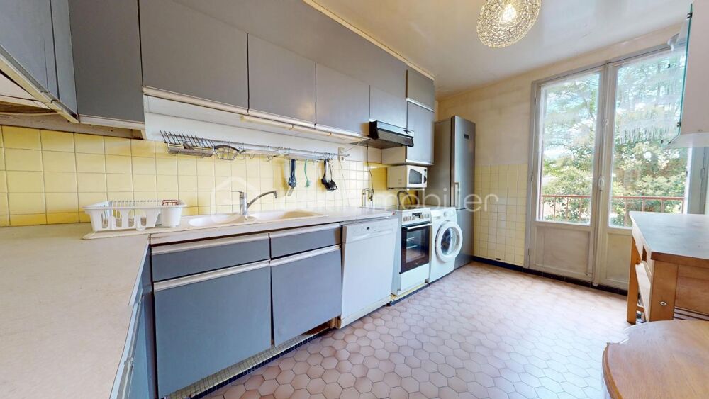 Vente Appartement Appartement 5 pièces en rez-de-chaussée surélevé avec cave Vitry sur seine