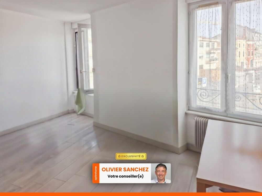 T3  54m²  DPE D  stationnement privatif  Proche centre-ville dIssoire