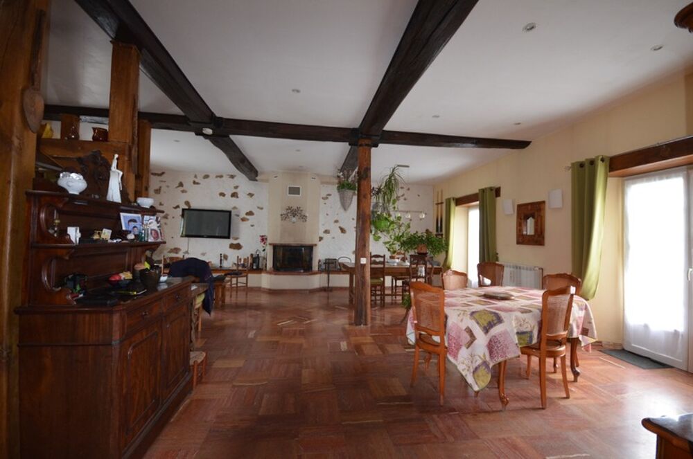 Vente Maison ESTERNAY (51), à vendre maison de caractère de 210 m2 et son terrain de 2400 m2 Esternay