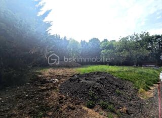  Terrain à vendre 605 m²