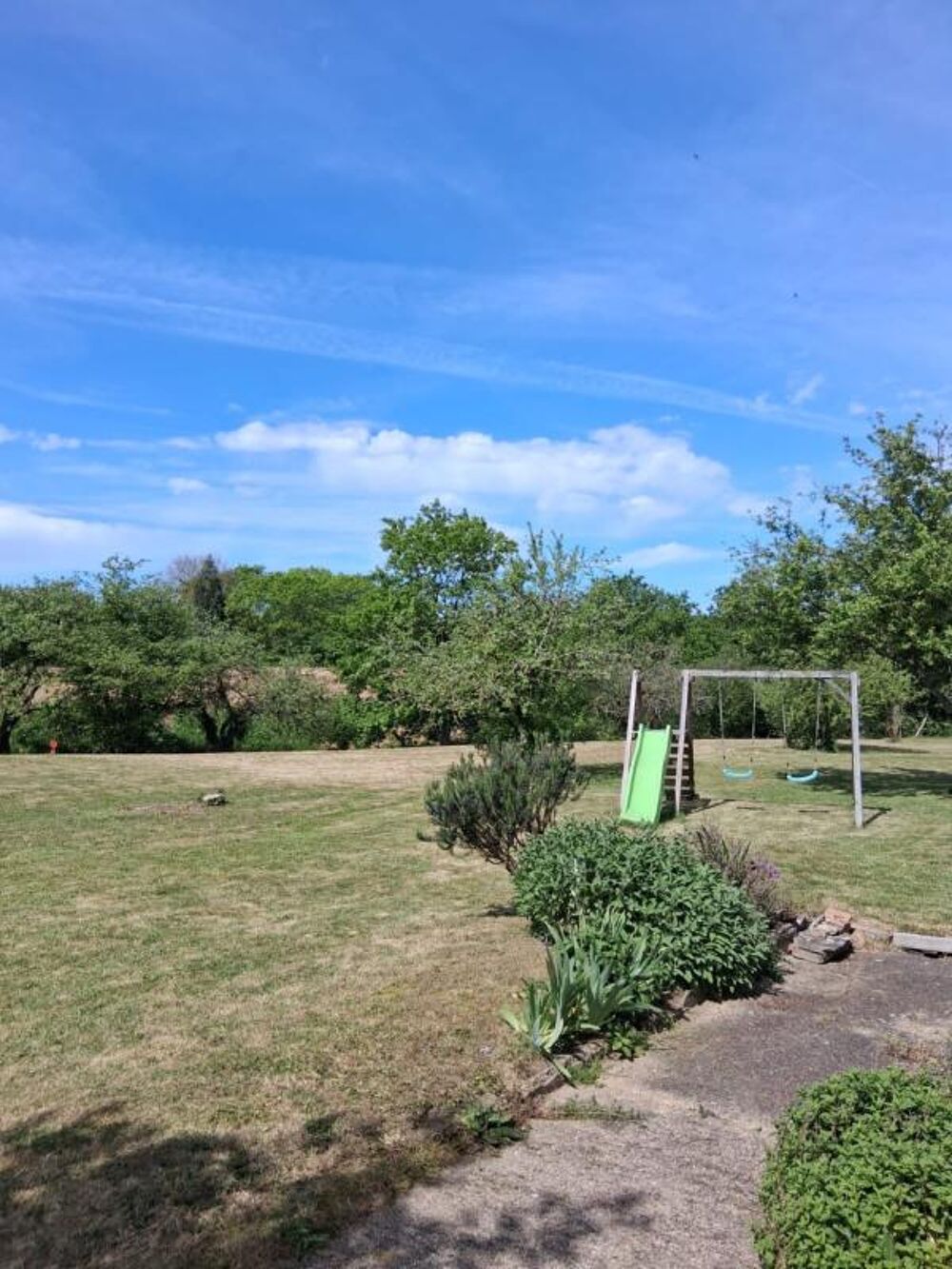 Vente Terrain Terrain viabilisé de presque 2000m2 aux portes de Laval Laval