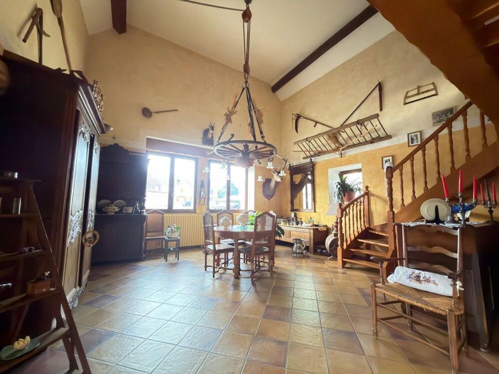 Vente Maison Ferme 9 pièces 260 m2, dépendances 1200 m2 Gallardon