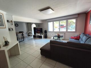  Maison à vendre 12 pièces 241 m²
