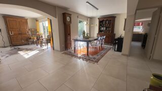  Villa � vendre 7 pi�ces 270 m�