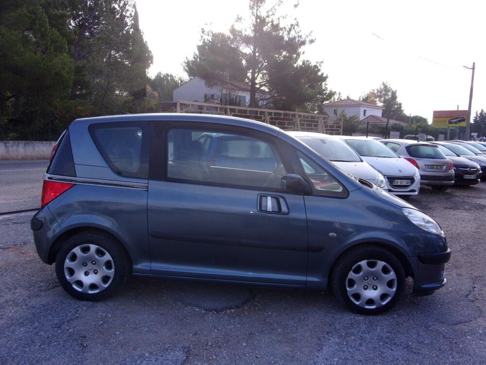 1007 1,6 16v TRONIC DOLCE BOITE AUTO 2005 occasion 13510 &Eacute;guilles