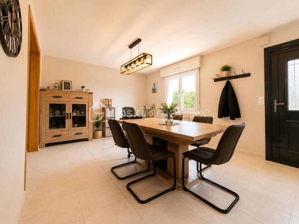 Vente Maison Maison lumineuse 4 pièces – 3 chambres – Sous-sol total – Environnement calme à Brec'h sur une parcelle de 6 500m2 environ Brech