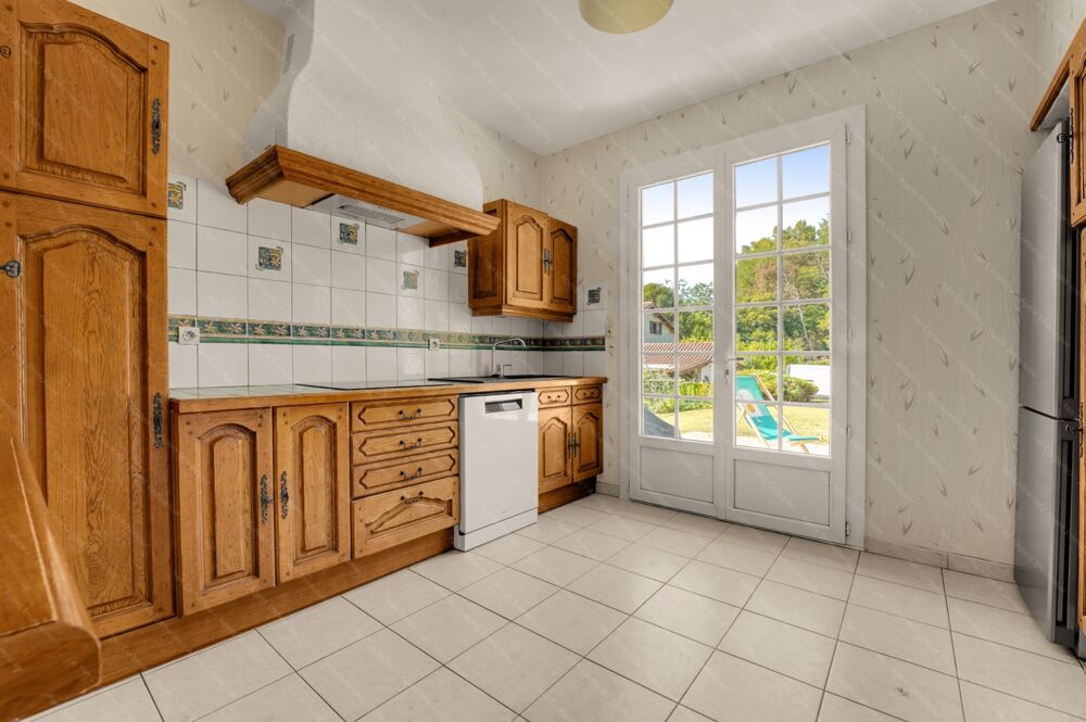 Vente Maison GRÉPIAC – Maison familiale 4 chambres avec sous-sol de 106 m² sur 1 505 m² de terrain Grepiac