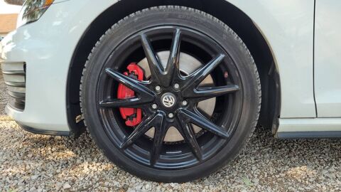 Golf GTI 2.0 TSI 230 DSG6 Performance - Toit ouvrant 2017 occasion 21000 Dijon
