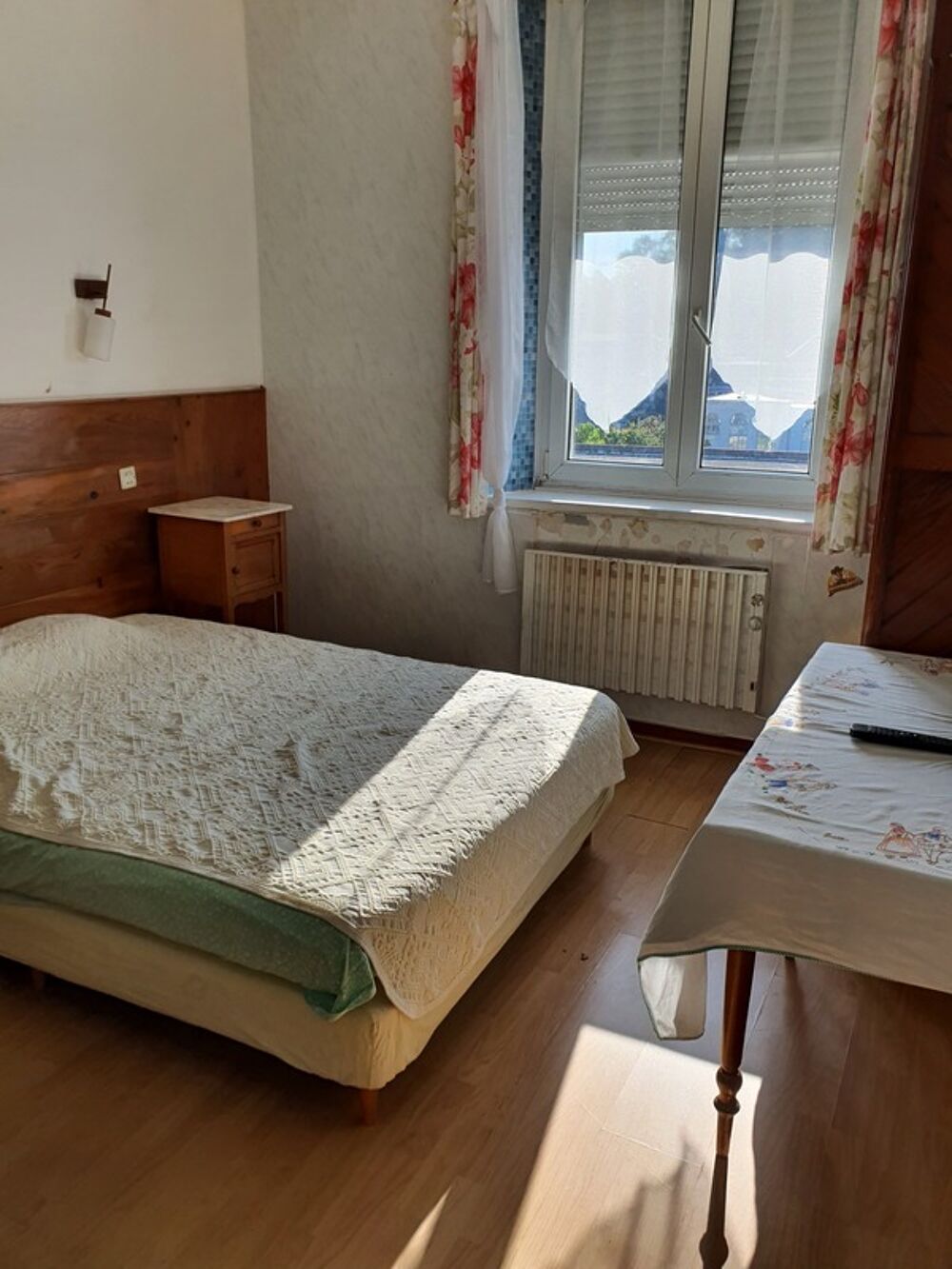 Vente Appartement Dpt Vosges (88), à vendre CONTREXEVILLE ENSEMBLE de 7 STUDIOS/CHAMBRES dans résidence avec ascenseur quartier thermal Contrexeville