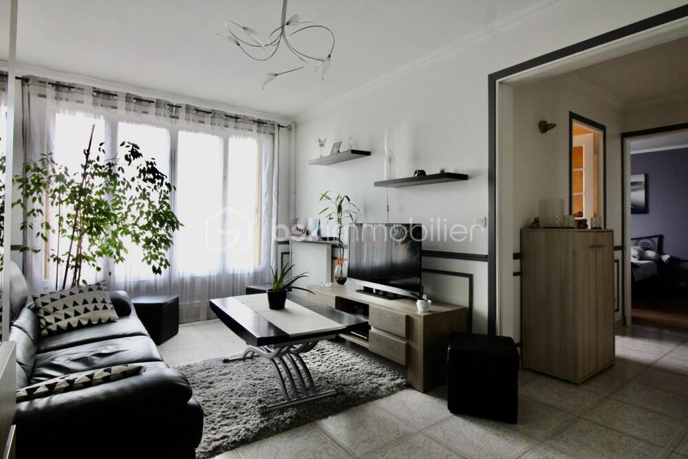 T2 46,92 m² avec cave et parking  Clichy-sous-Bois