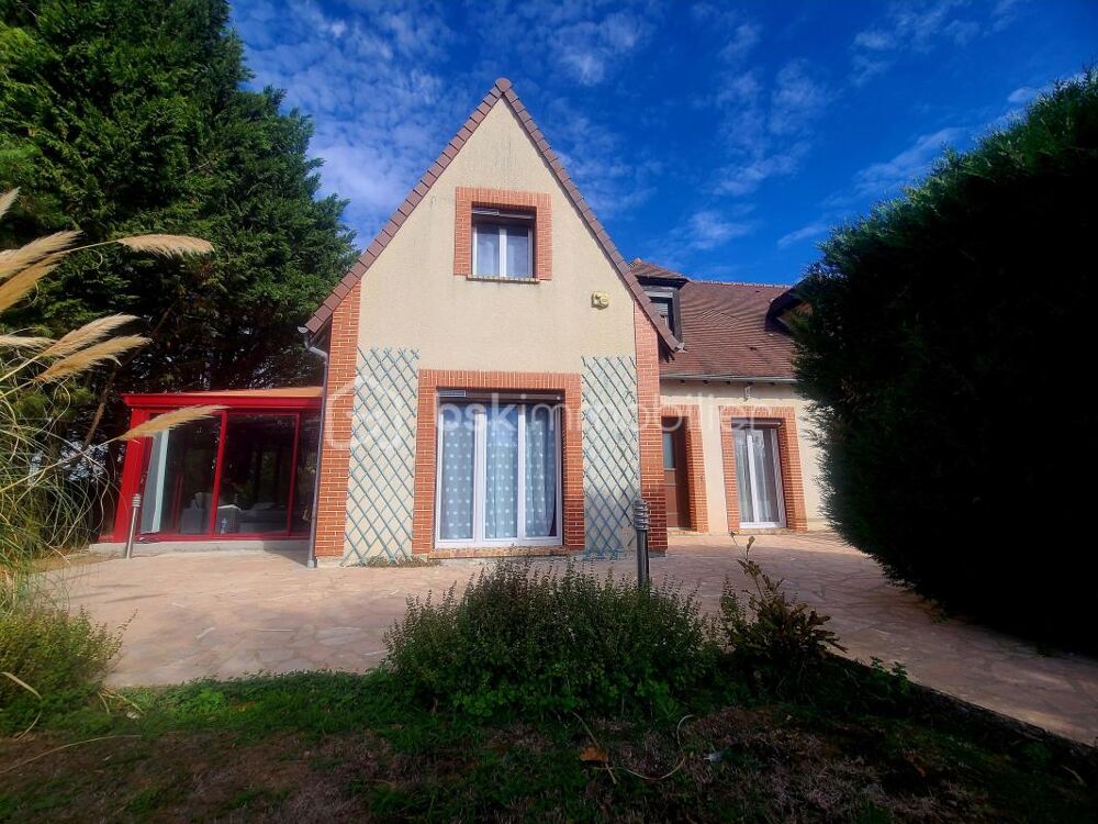 Vente Maison Maison familiale de 167 m² avec véranda, sous-sol total et grand jardin à Marcoussis Marcoussis