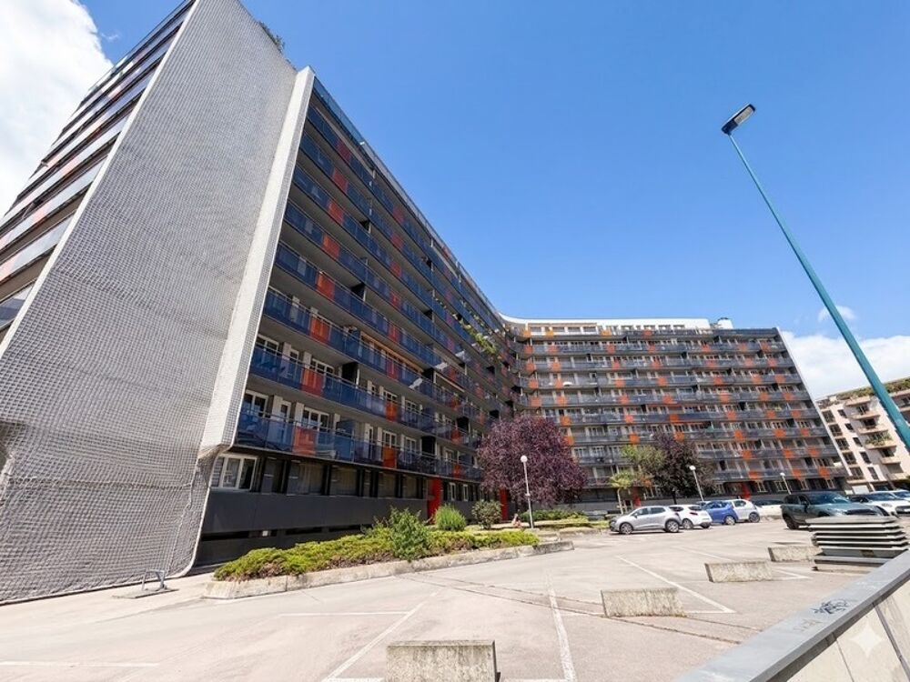 Appartement 4 pièces 102 m² · à Clermont Ferrand · 102 m² · 255 000 €