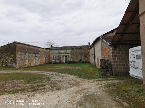 VILLEGOUGE - Entrep&ocirc;t,  locaux et habitation de 800 m2 230500 33141 Villegouge