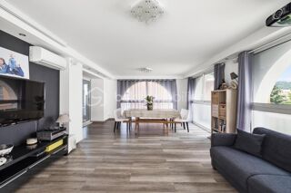  Appartement à vendre 4 pièces 117 m²