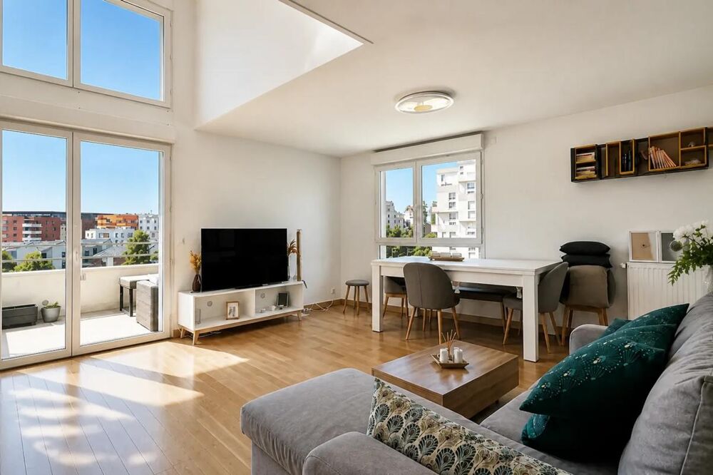 Vente Duplex/Triplex Appartement 3 pièces de 70,1 m² - Espace extérieur de 10m2 Asnieres sur seine