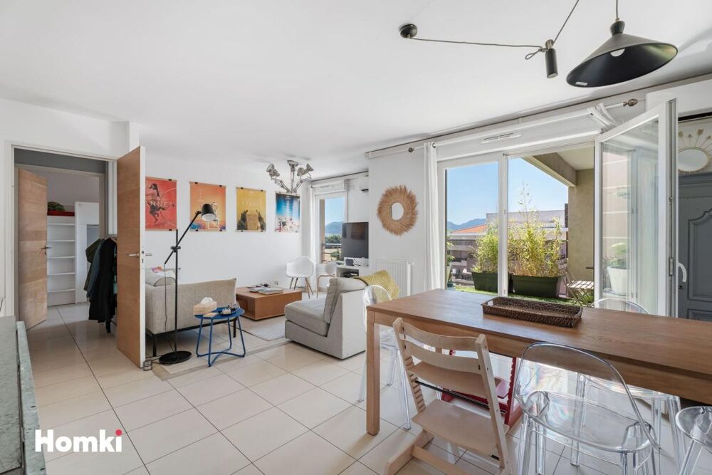 Duplex T3/T4 de 81 m² à Cannes 06150, Boulevard Étienne Astegiano