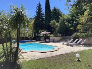  Maison � vendre 7 pi�ces 180 m�