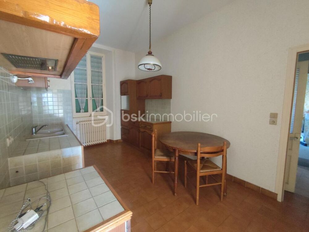 UNE MAISON, UN IMMEUBLE, UN GARAGE  ET UN JARDIN ! EN PLEIN COEUR DE VILLE/OPPORTUNITÉ UNIQUE ?