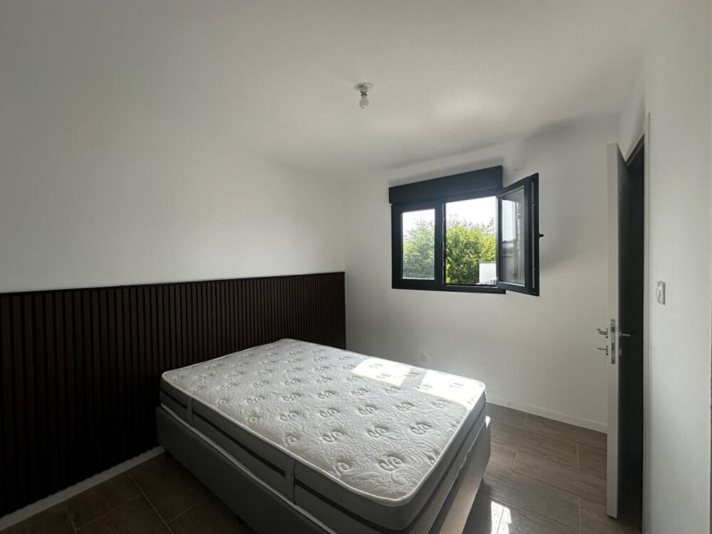 Location Appartement Maison  1 pièce(s) 64 m2 Angers