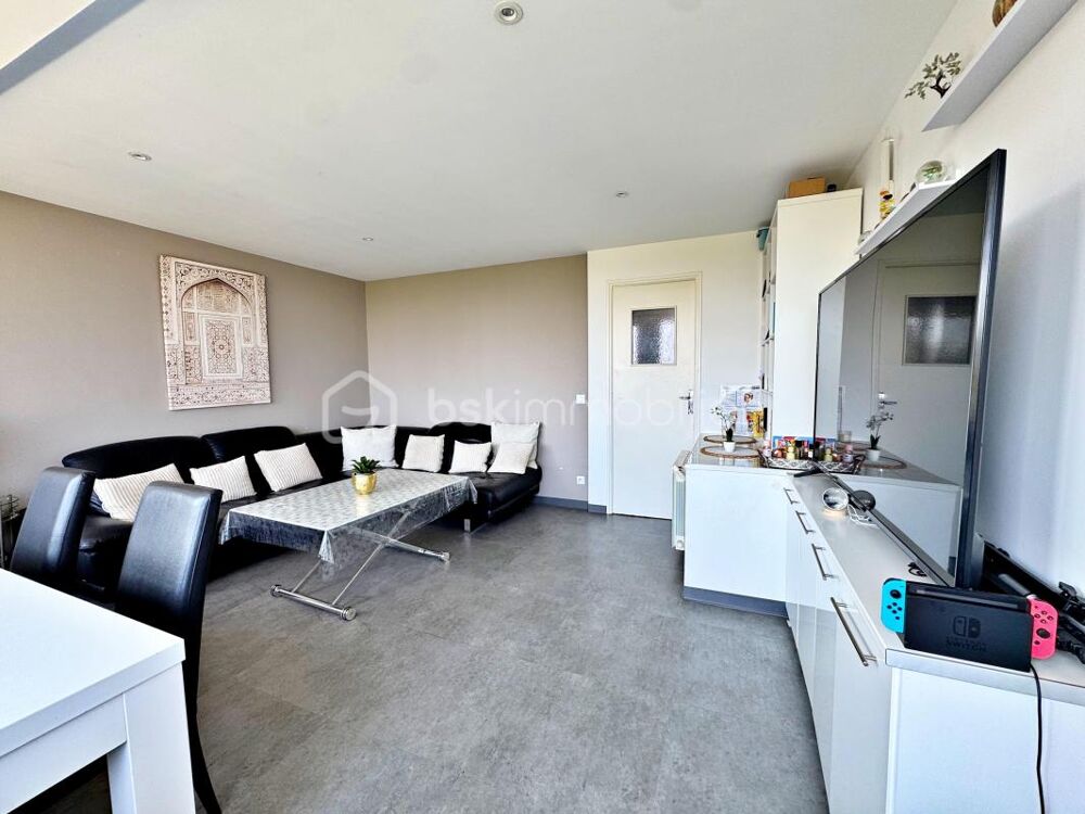 DPT VAR - HYERES-LES-PALMIERS - APPARTEMENT T4 de 73 m² EN DUPLEX - 2 EME ET 3 EME ETAGE