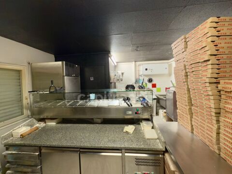   LA FORET FOUESNANT (29) – À vendre : pizzeria à emporter – Fonds de commerce – Local de 55 m² 