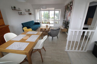  Appartement à louer 4 pièces 81 m²